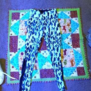 Flywheel leggings white and blue size small